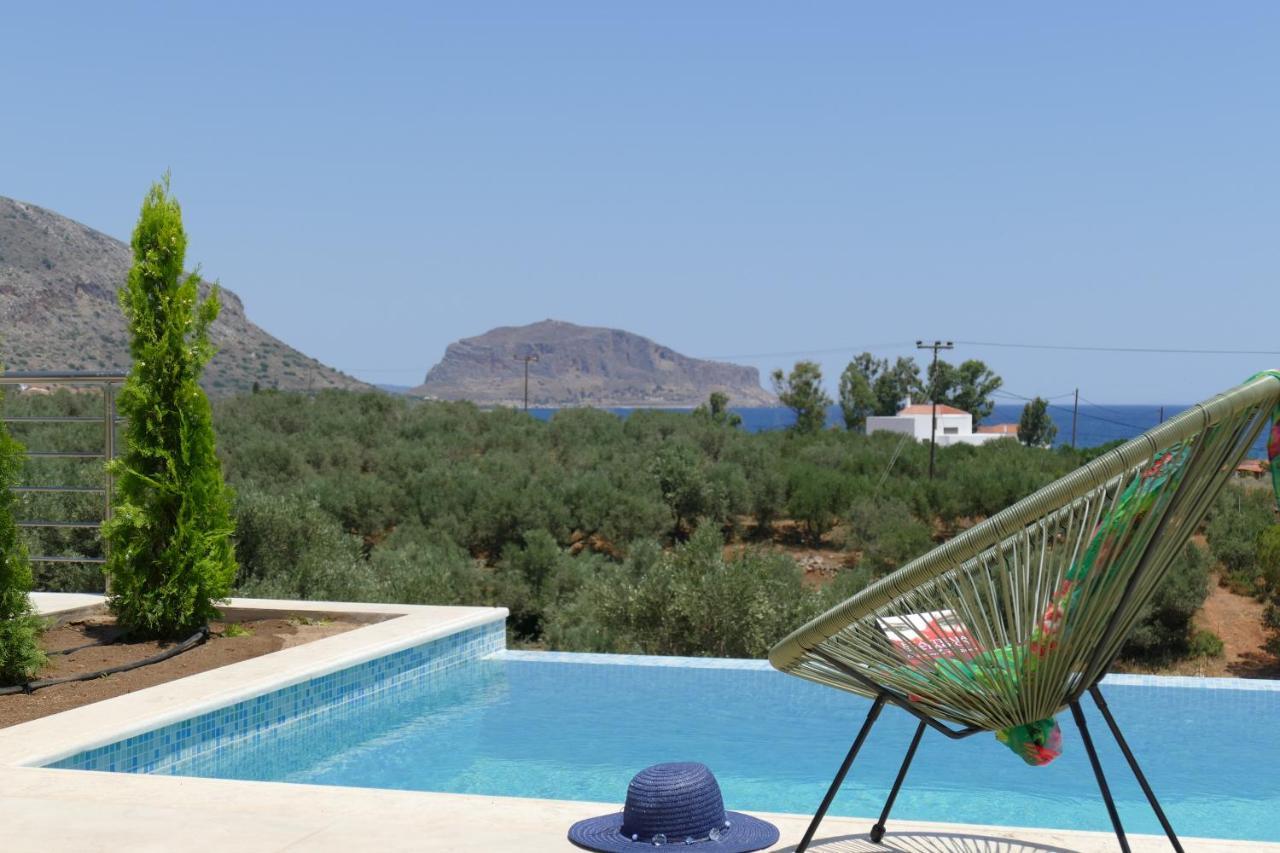 Manifesto Suites Monemvasia Bagian luar foto