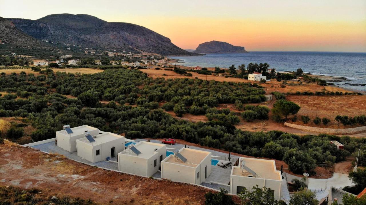 Manifesto Suites Monemvasia Bagian luar foto