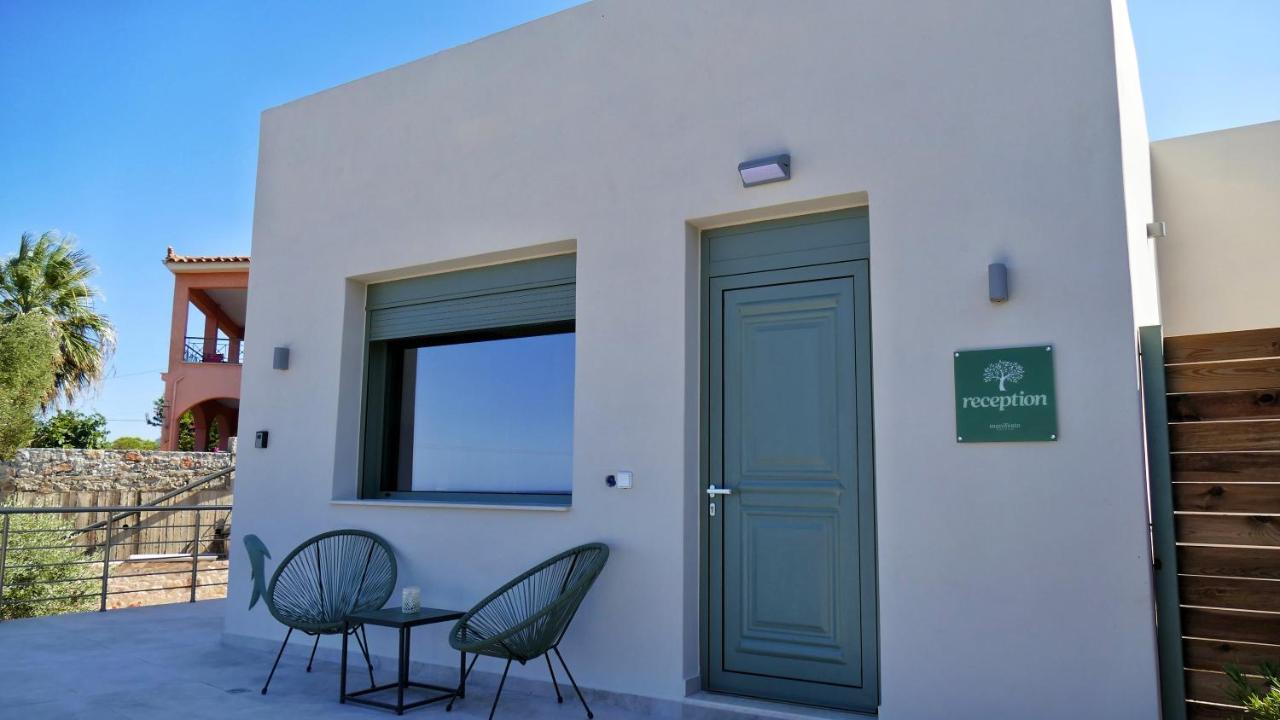 Manifesto Suites Monemvasia Bagian luar foto
