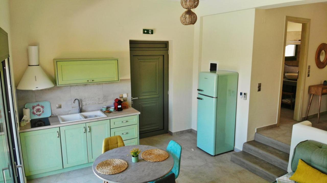 Manifesto Suites Monemvasia Bagian luar foto