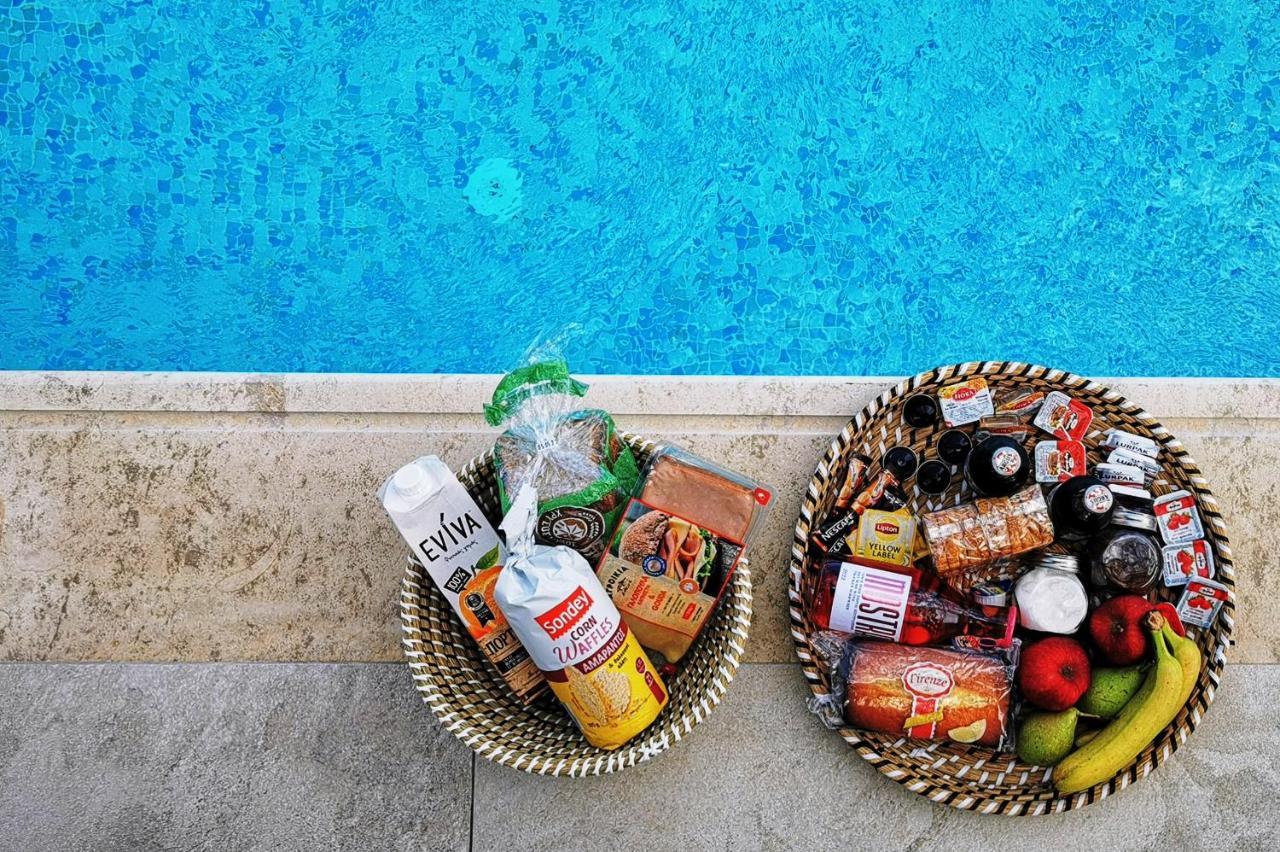 Manifesto Suites Monemvasia Bagian luar foto